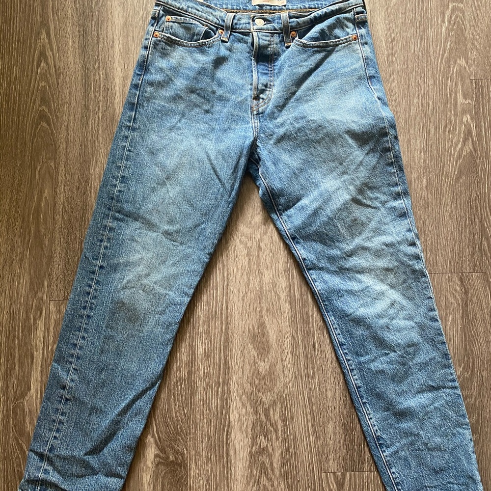 Levi’s Wedgie straight leg jeans